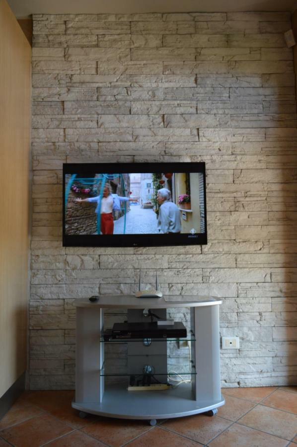 Il Melograno B&B Apartament Roe Zewnętrze zdjęcie
